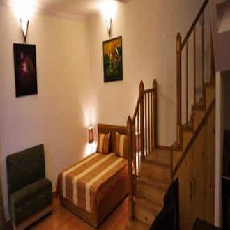 Hill Top Home Stay Near Shimla, Shimla 3